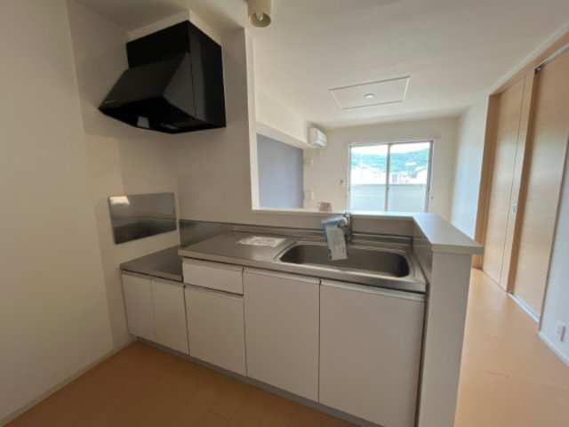 サンファースト　勝原のキッチン