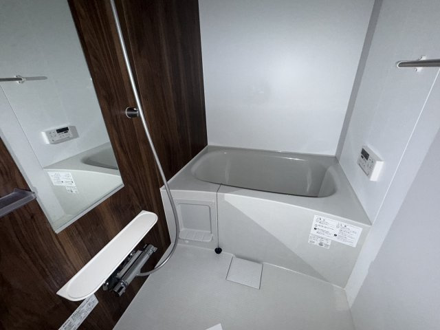 ブルーシャトーの浴室