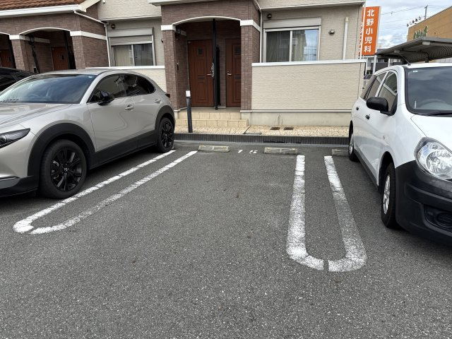 テラエスペランサ　Ｂの駐車場