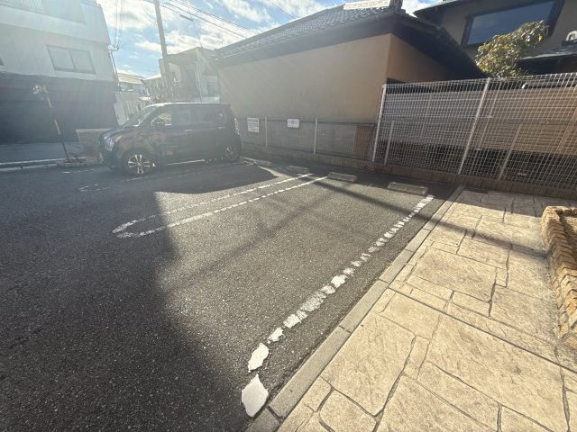 パーリービューの駐車場