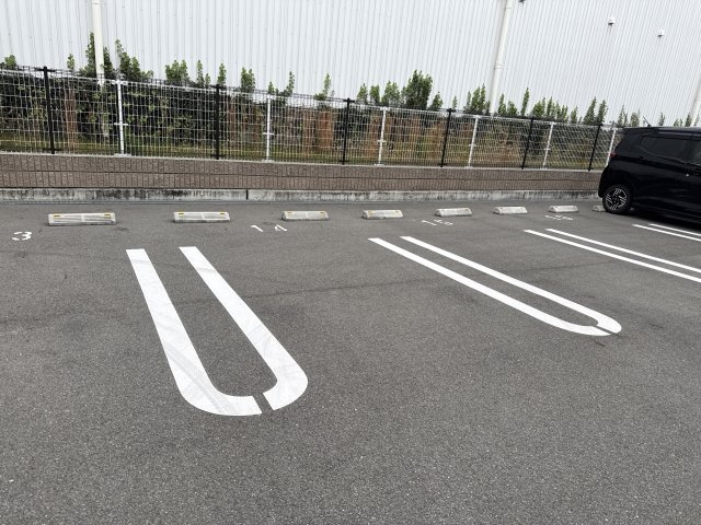 ファンド今宿Ⅱの駐車場