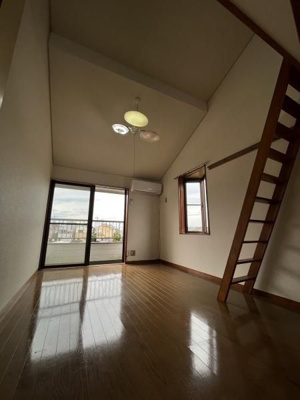 【居間・リビング】 | メゾンブラン