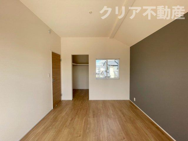 【洋室】 | 高崎市上小鳥町　1号棟