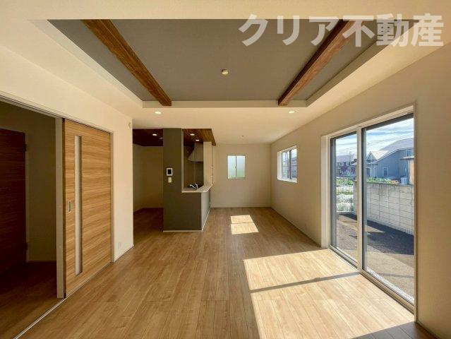 【居間・リビング】 | 高崎市上小鳥町　1号棟