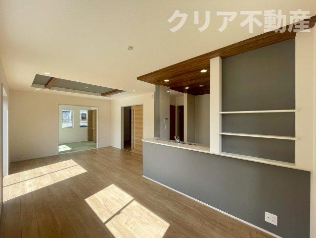 【居間・リビング】 | 高崎市上小鳥町　1号棟