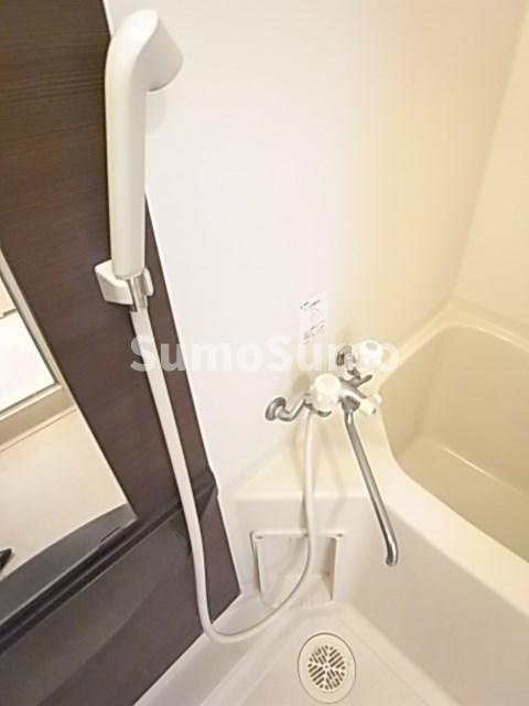 エステムプラザ神戸西Ⅴミラージュの浴室|落ち着いた空間のお風呂です