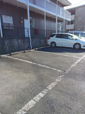 【駐車場】 | アネックス山王 | 駐車場があります