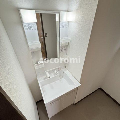 枚方市交北戸建ての洗面所