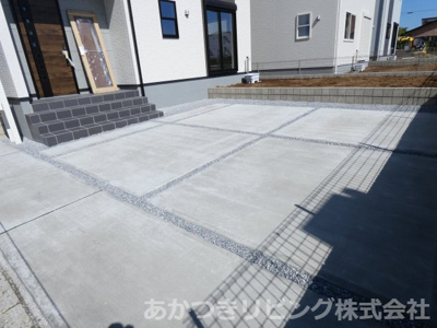 【駐車場】 | 第下野大光寺 | 駐車場は南に２台北１台の計３台駐車可能♪