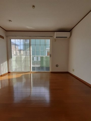 【居間・リビング】 | クレストヒルズＥ | おしゃれなリビングです