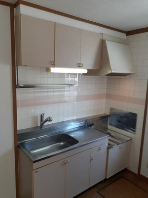 【キッチン】 | クレストヒルズＥ | キッチンでお料理をお楽しみください