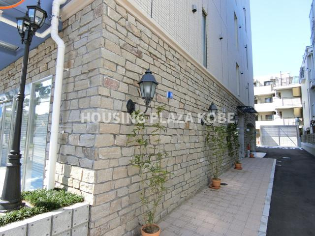 エヌエムスワサントアンの外観