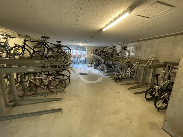 レジデンス本町靭公園の設備|レジディア靭公園　駐輪場