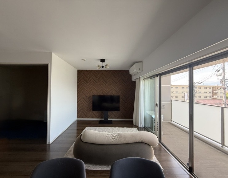 サーパス松本高宮の居間・リビング