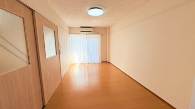 【居間・リビング】 | パールハイツ