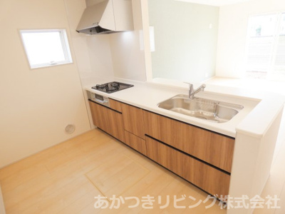 【キッチン】 | 第下野大光寺 | 傷つきにくい人工大理石天板を採用したシステムカウンターキッチン♪