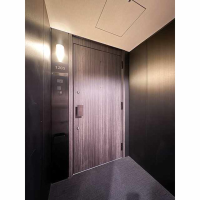 【玄関】 | ラ・トゥール飯田橋 | おしゃれな内装です