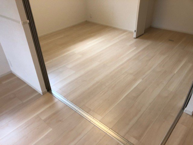 アンジェ　アルカン　シエルの内装|明るい色調の室内です