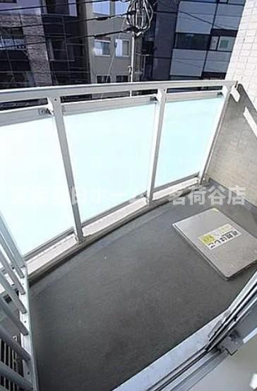 【バルコニー】