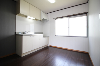 【キッチン】 | スカイガーデン関 | きれいなキッチンです