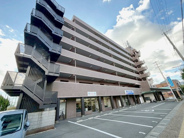クロード・サン