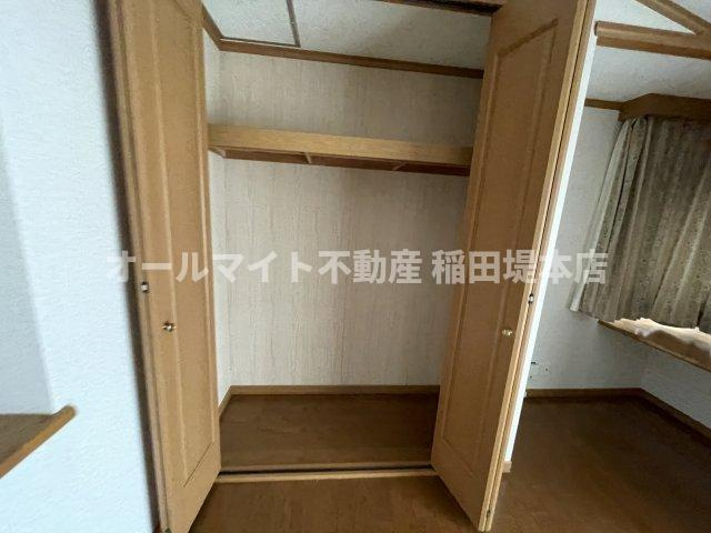 川崎市麻生区上麻生２丁目の一戸建ての収納