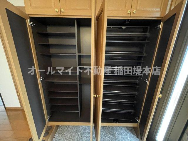 川崎市麻生区上麻生２丁目の一戸建ての収納