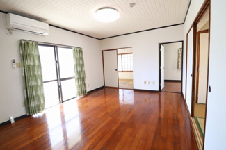 【居間・リビング】 | ラフィーネ石嶺