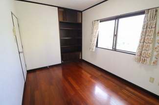 【洋室】 | ラフィーネ石嶺