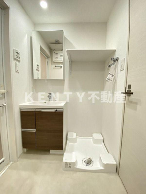 【洗面所】 | ブライズ大森東SEI | 忙しい朝には欠かせない洗面所です