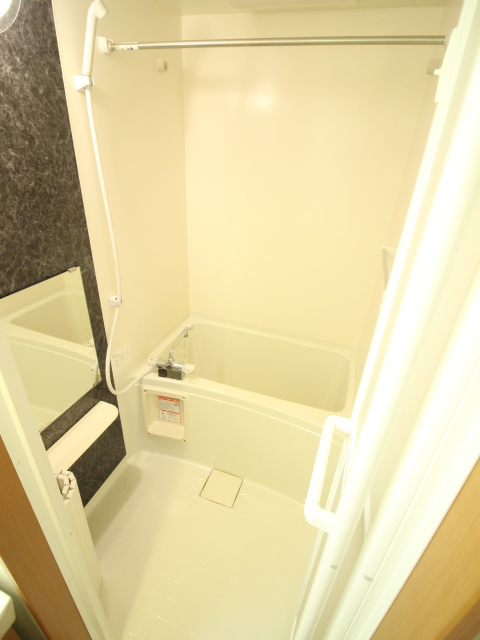 サンライト東条の浴室|浴室換気乾燥機付き