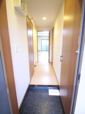 サンライト東条の玄関