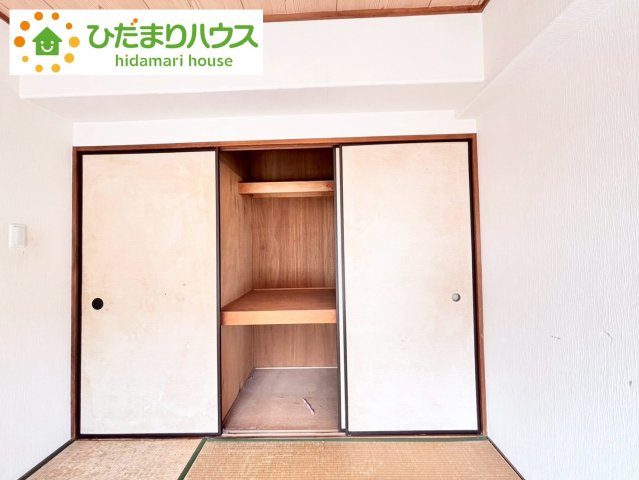 ローズハイツ野田愛宕　B棟の収納|お子様グッツを片付けるのにも、困りませんね！