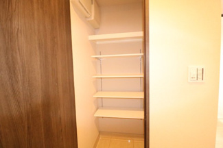 【玄関】 | リビオタワー羽沢横浜国大　２３階