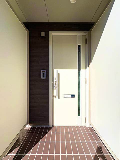 【玄関】 | プロムノワール湯田温泉駅前　アルザス