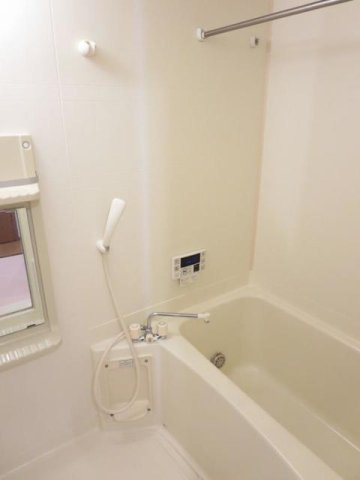 フィール　ファインＡの浴室|落ち着いた空間のお風呂です