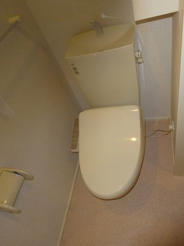 トビアスガーデン南沖洲Ａのトイレ|シンプルで使いやすいトイレです