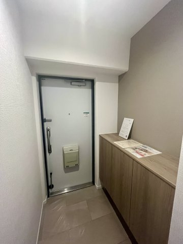 寝屋川東ファミリータウン西四番館の玄関|毎日通る玄関はこちらです