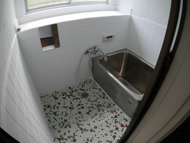 鈴蘭台西町戸建の浴室|日々の暮らしに欠かせないお風呂です