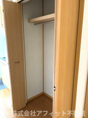 【その他】 | サンライズ新湯野 | 廊下収納