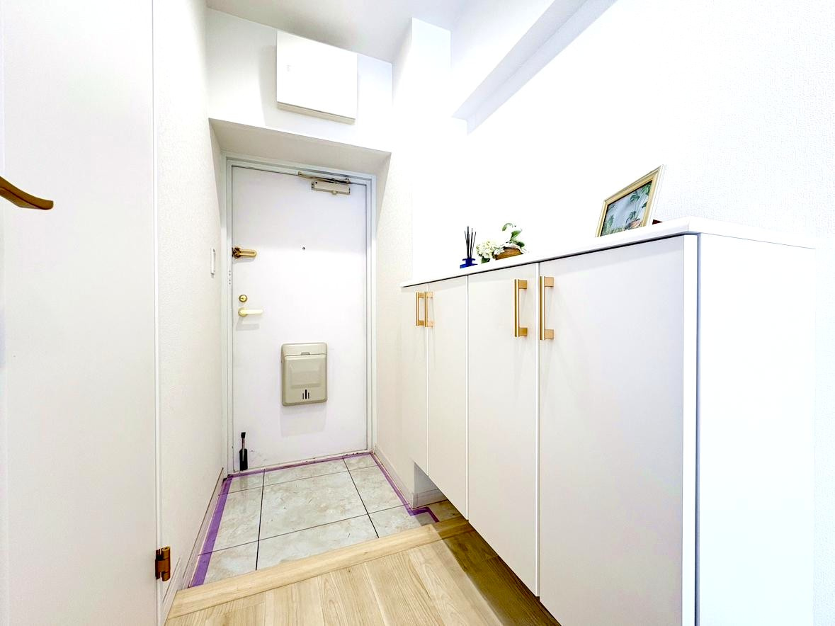 梅島ハイツの玄関