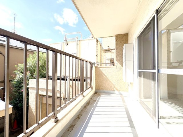 梅島ハイツのバルコニー