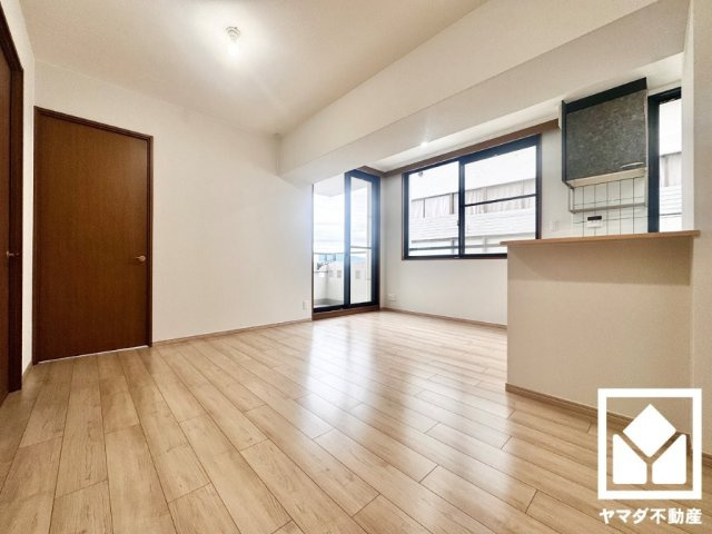 シンフォニー桃山の居間・リビング