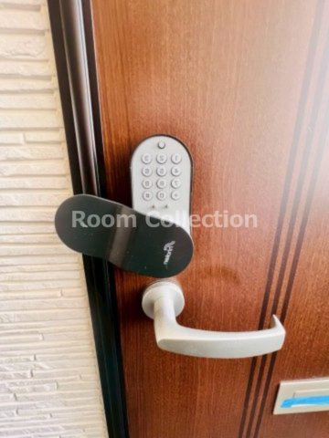 中野区若宮１丁目のアパートの玄関