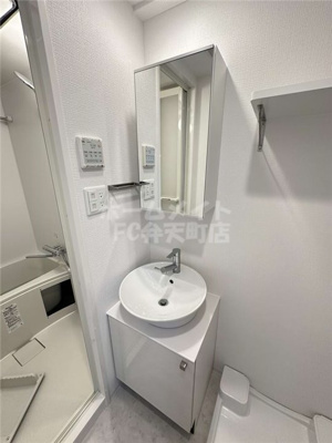 【洗面所】 | エスリード弁天町ルシェンテ