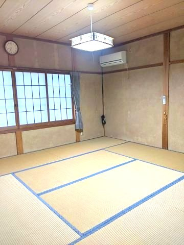 大山町加茂中古戸建の和室