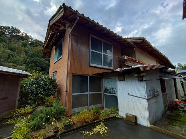 大山町加茂中古戸建のその他|敷地内附属建物になります。