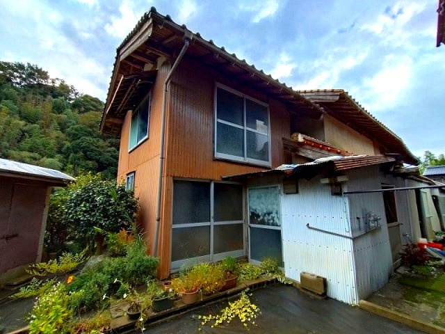 大山町加茂中古戸建のその他|敷地内附属建物になります。
