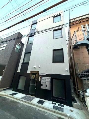 Ｙ’ｓ　Ｃｏｕｒｔ　Ｎａｋａｉ