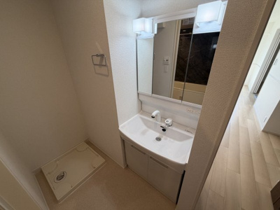 【洗面所】 | ヒカルサ東岩槻 | ゆったりとスペースのある洗面所